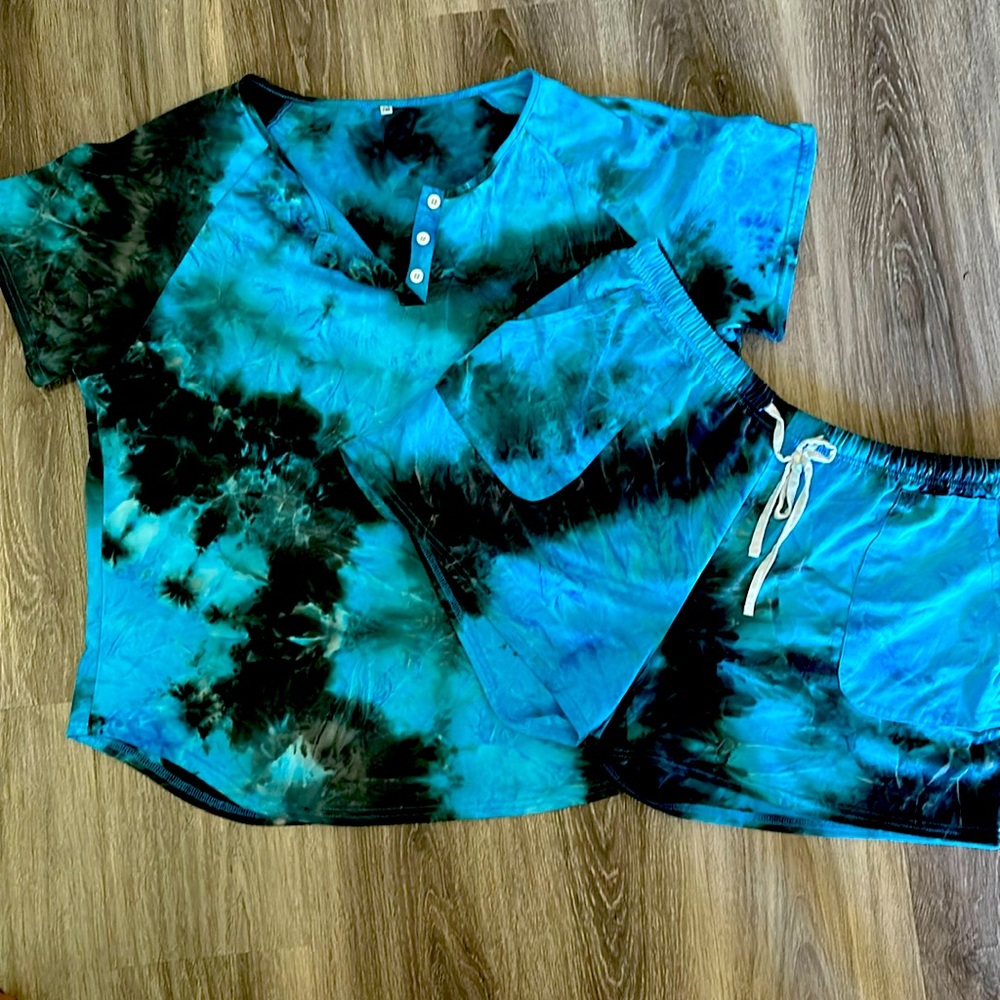 Womens Plus Size Lounge/Pajama Set Size: 2XL